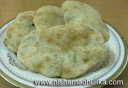 पनीर भटूरे (Paneer Stuffed Bhatura Recipe)