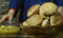 भरवां बेड़मी पूरी – Bedmi Poori Recipe – Urad Dal Bedmi Poori Recipe Video