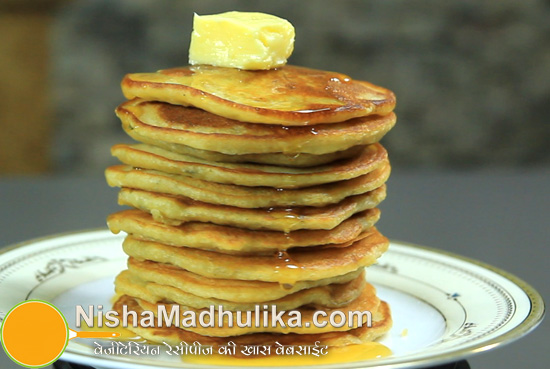 Banana Pancakes Recipe eggless